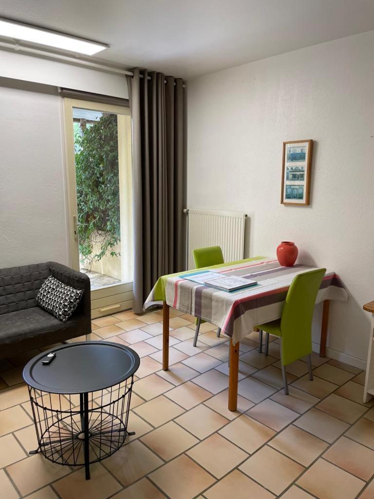Apartamento Mas des Amarens Malaucène Exterior foto